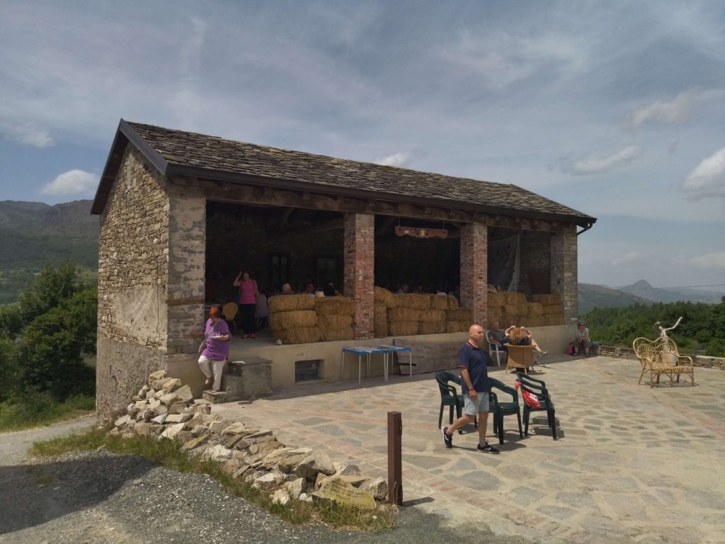 area pranzo comunitario comunità intenzionale eco villaggio tempo di vivere